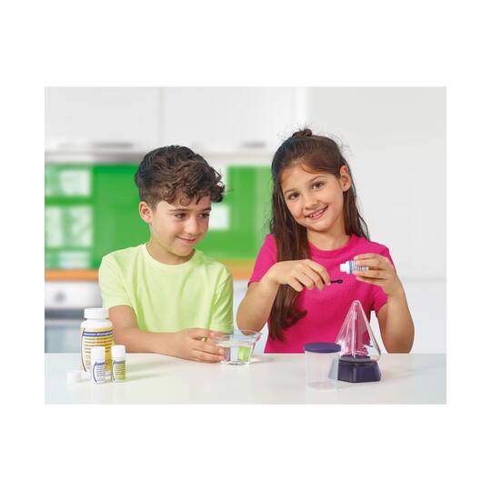 Brainstorm Toys Light Up Crystals Lab Grow Your Own Crystal Activity Kit
